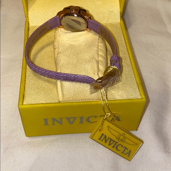 Invicta Pro Diver Model 11717 - Picture 3 of 6